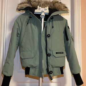Canada Goose Women Chilliwack Bomber Jacket XS sage green